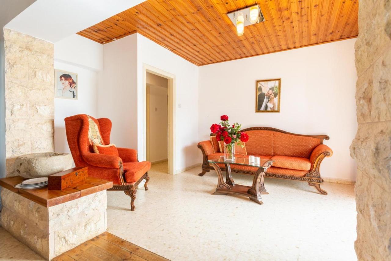 Villa Constantinos Kato Yialia ภายนอก รูปภาพ